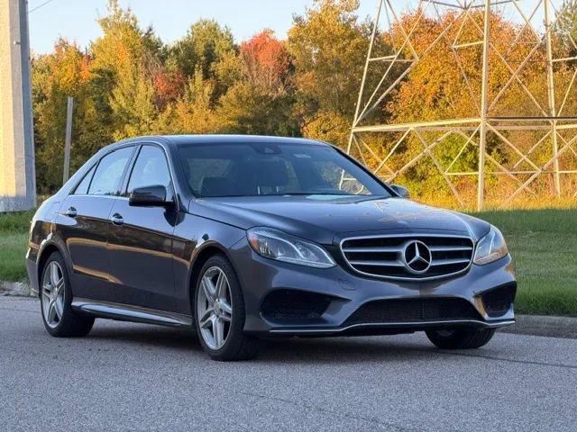 Used 2014 Mercedes-Benz E 350 4MATIC Sedan image 4