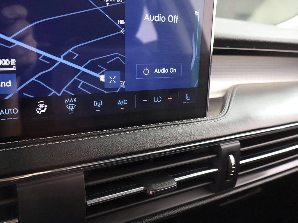 Used 2024 Lincoln Corsair AWD image 49