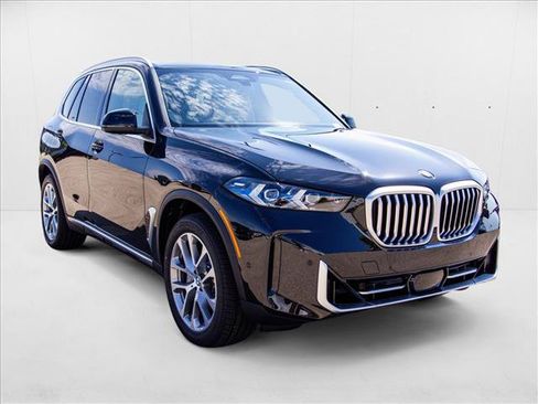 Used 2026 BMW X5 xDrive40i w/ Premium Package AWD/4WD image 3