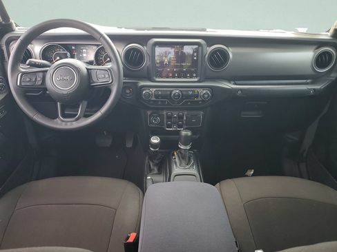 Used 2023 Jeep Gladiator Sport AWD/4WD image 11