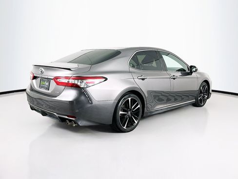 Used 2018 Toyota Camry XSE w/ Driver Assist Package image 9