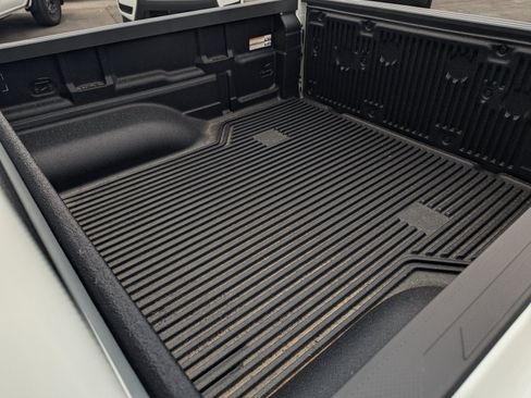 New 2026 Nissan Frontier SV w/ Tow Package RWD image 8