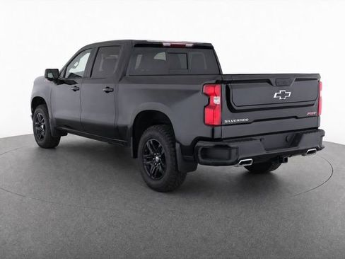 Used 2021 Chevrolet Silverado 1500 RST AWD/4WD image 2