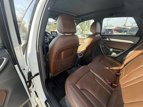 Used 2018 Audi Q3 2.0T Premium Plus AWD/4WD image 15