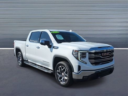 Used 2024 GMC Sierra 1500 SLT w/ SLT Premium Plus Package image 2