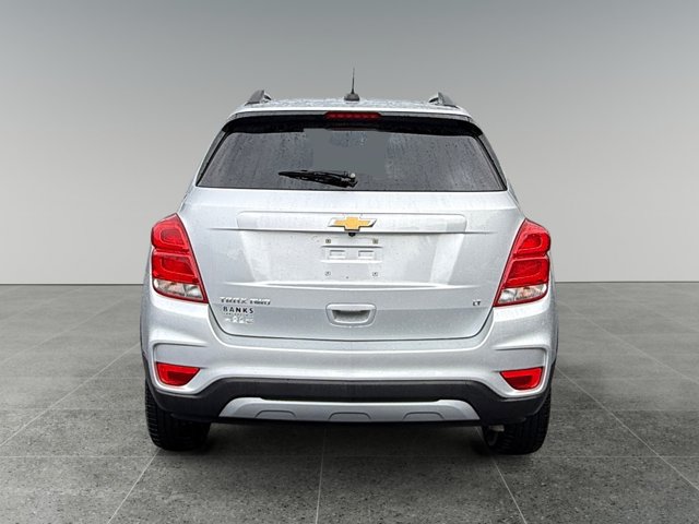 Used 2020 Chevrolet Trax LT w/ LT Convenience Package AWD/4WD image 4