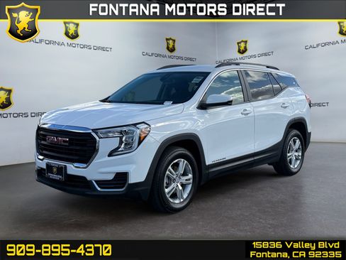 Used 2023 GMC Terrain SLE w/ Driver Convenience Package image 1