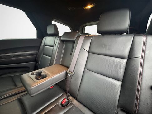 Certified 2025 Dodge Durango GT image 28