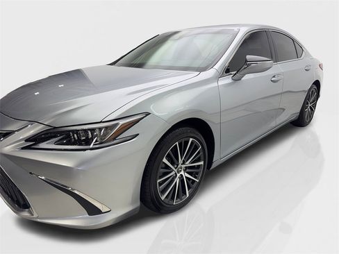 Used 2022 Lexus ES 350 w/ Premium Package image 11
