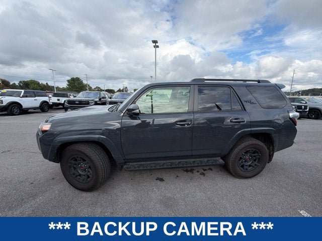 Used 2024 Toyota 4Runner TRD Off-Road Premium w/ Moonroof Package AWD/4WD image 3