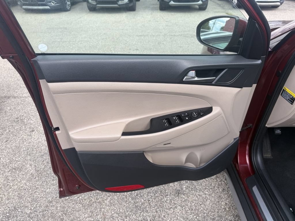 Used 2018 Hyundai Tucson Limited AWD/4WD image 6