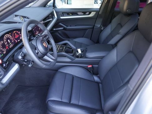 New 2026 Porsche Cayenne S AWD/4WD image 17