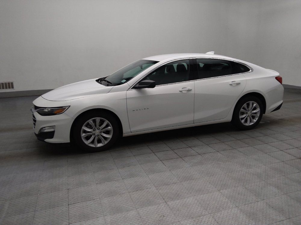 Used 2025 Chevrolet Malibu LT FWD image 2