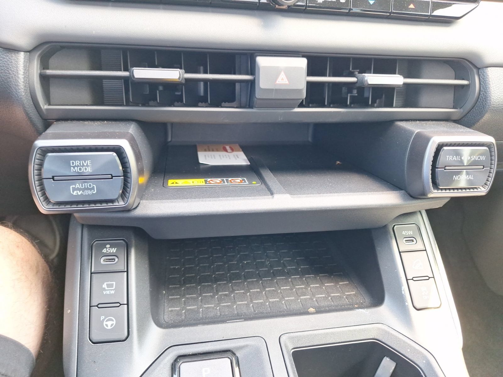 Used 2026 Toyota RAV4 XSE w/ Panoramic Sun Roof Package AWD/4WD image 26