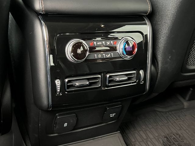 Used 2023 Lincoln Aviator AWD w/ Premium Package image 34