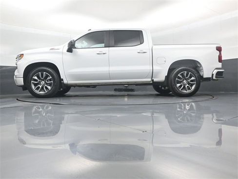 Used 2023 Chevrolet Silverado 1500 RST w/ Z71 Off-Road Package image 42