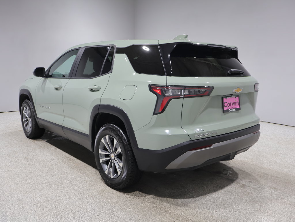 Used 2025 Chevrolet Equinox LT AWD/4WD image 5