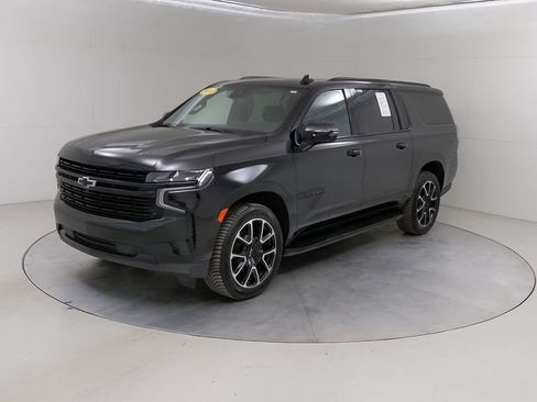 Used 2024 Chevrolet Suburban RST w/ Luxury Package AWD/4WD image 22