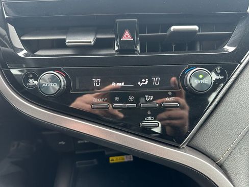 Used 2023 Toyota Camry XSE image 21