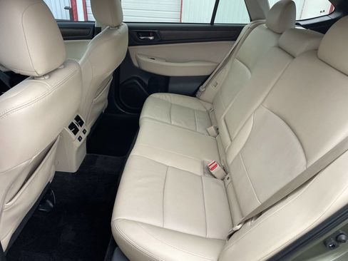 Used 2015 Subaru Outback 2.5i Limited image 13