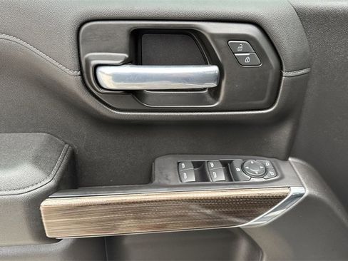 Used 2021 Chevrolet Silverado 1500 LT image 41