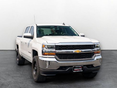 Used 2018 Chevrolet Silverado 1500 LT w/ LT Eassist Package AWD/4WD image 1