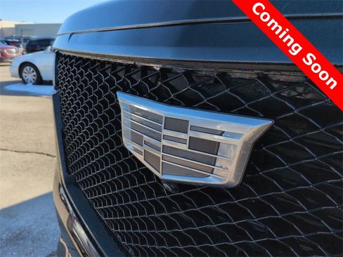 Used 2024 Cadillac Escalade ESV Sport Platinum w/ LPO, ONYX Package image 11