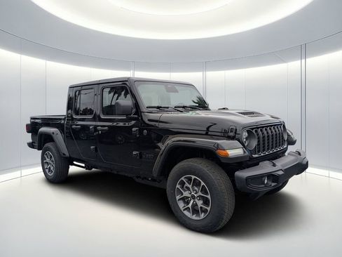 New 2026 Jeep Gladiator Sport AWD/4WD image 1