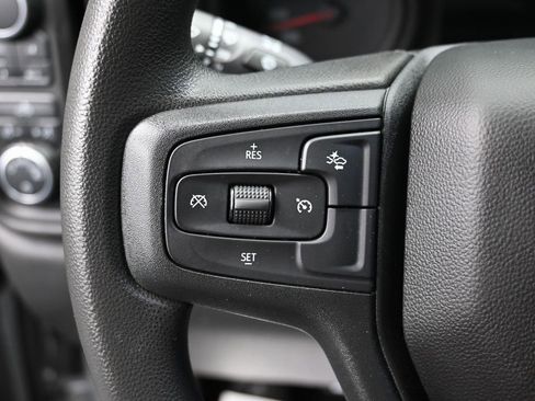 Used 2024 Chevrolet Silverado 1500 Custom image 16