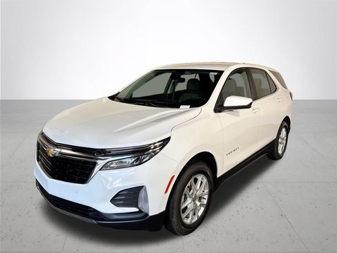 Used 2024 Chevrolet Equinox LT AWD/4WD image 2