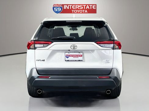 Used 2023 Toyota RAV4 LE AWD/4WD image 6