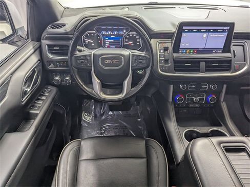 Used 2021 GMC Yukon SLT w/ SLT Premium Package image 7