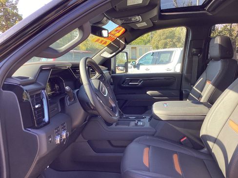 New 2025 GMC Sierra 2500 AT4 w/ Max Trailering Package image 11