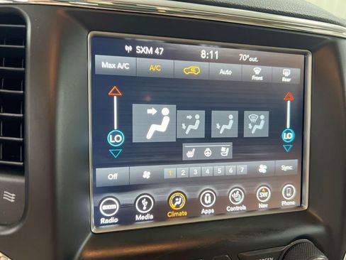 Used 2018 Jeep Grand Cherokee Limited w/ Luxury Group II image 16