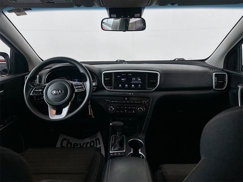 Used 2020 Kia Sportage LX w/ LX Popular Package image 21