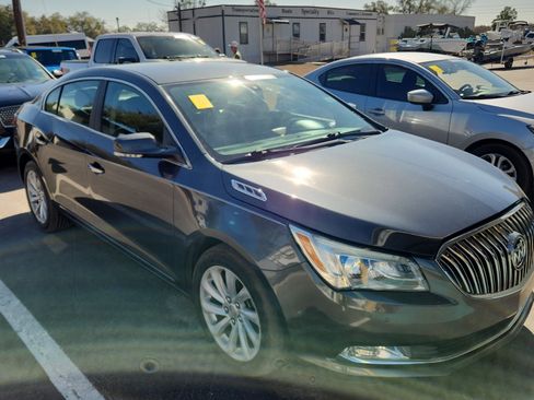 Used 2016 Buick LaCrosse Leather image 4