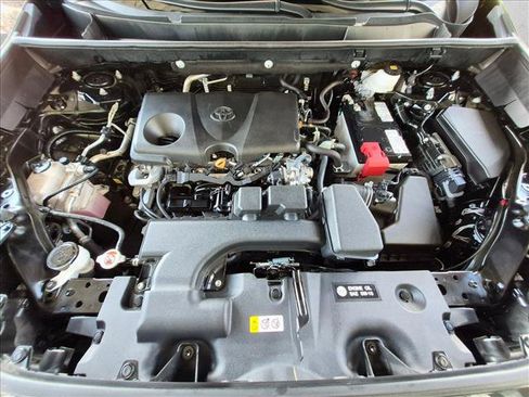 Certified 2025 Toyota RAV4 XLE AWD/4WD image 21