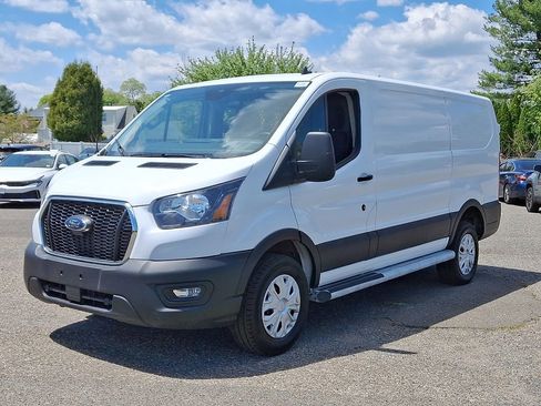Used 2024 Ford Transit 250 Low Roof w/ Exterior Upgrade Package RWD image 3