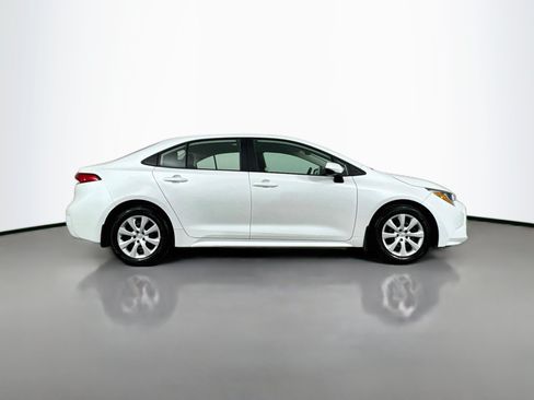Certified 2025 Toyota Corolla LE FWD image 8