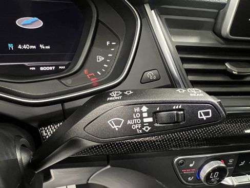 Used 2018 Audi SQ5 Prestige w/ Prestige Package image 32