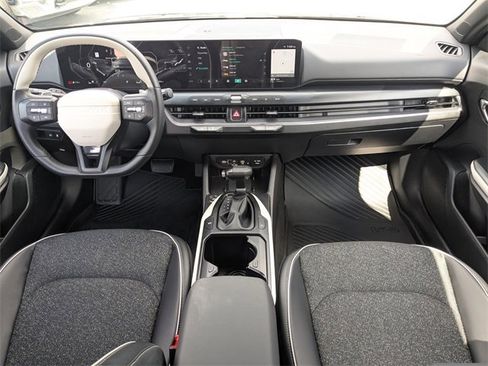 Used 2025 Kia K4 GT-Line w/ GT-Line Sunroof Package image 13