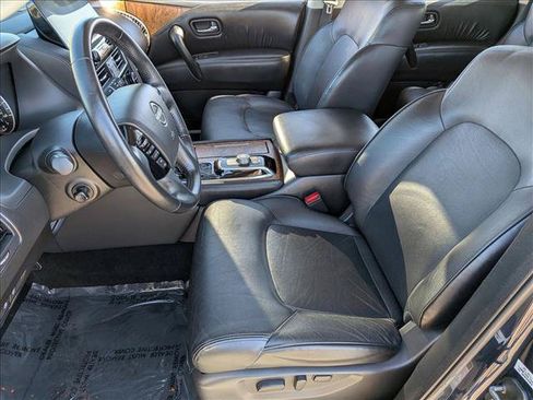 Used 2024 Nissan Armada SL w/ Captain's Chairs Package RWD image 17
