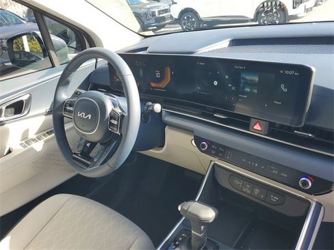 New 2026 Kia Carnival EX image 8