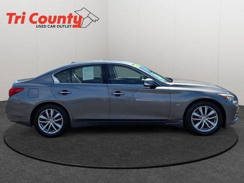 Used 2015 INFINITI Q50 Premium AWD/4WD image 9