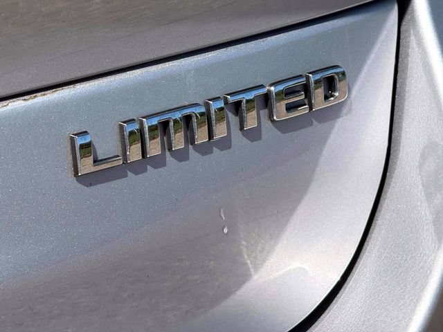 Used 2023 Jeep Grand Cherokee L Limited AWD/4WD image 12