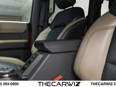 Used 2023 Ford Bronco Wildtrak AWD/4WD image 83