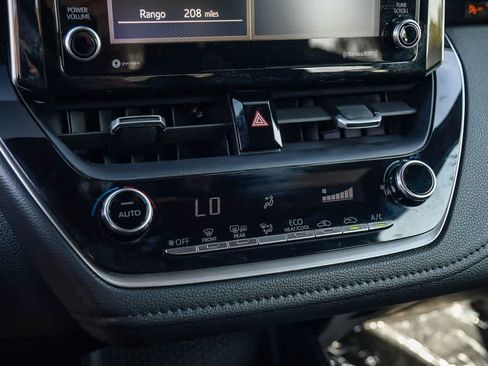 Used 2021 Toyota Corolla SE FWD image 20