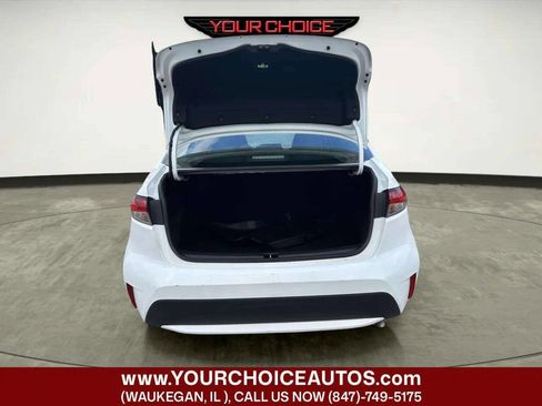 Used 2022 Toyota Corolla LE image 14