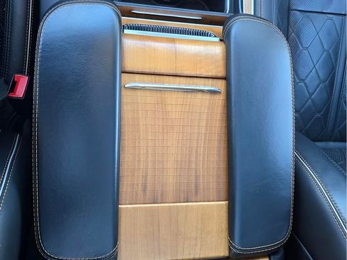 Used 2024 Jeep Grand Wagoneer L Series III image 65