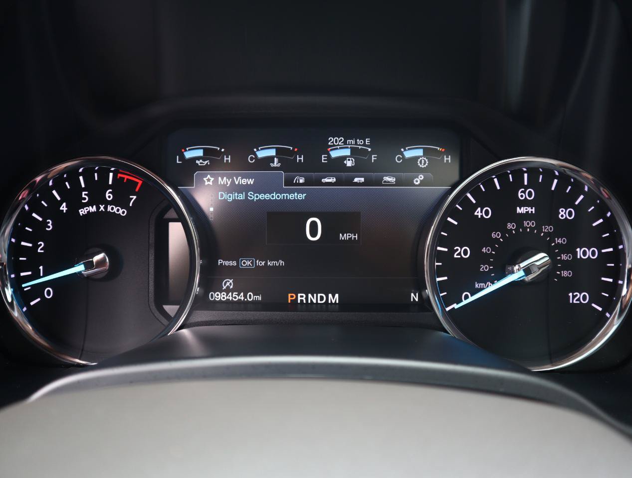 Used 2018 Ford Expedition Limited w/ Equipment Group 301A RWD image 27